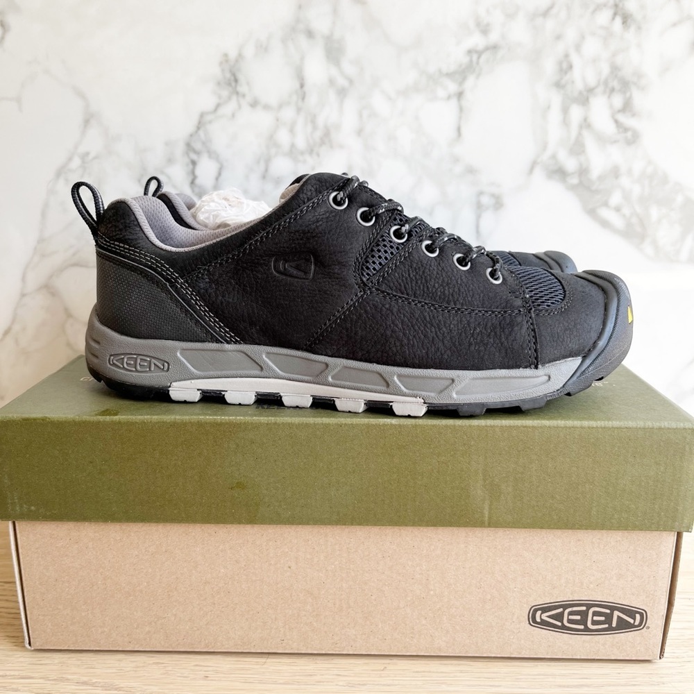 𝅺BNWT Men’s Keen Wichita Hiking shoe in Black/Drizzle - Picture 10 of 11